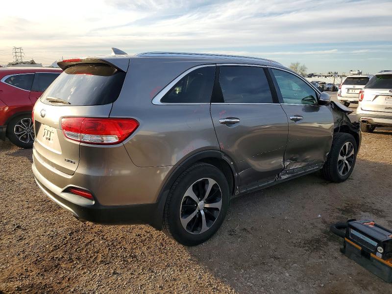Photo 3 from auction – 2017 KIA SORENTO EX with VIN 5XYPH4A59HG307245