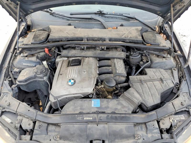 Photo 11 from auction – 2006 BMW 325 with VIN WBAVB13536KX62679