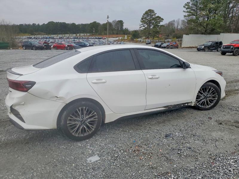 Photo 3 from auction – 2023 KIA FORTE GT L with VIN 3KPF54ADXPE656406