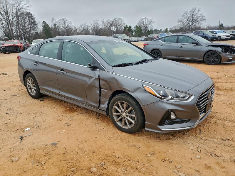 Photo 4 from auction – 2019 HYUNDAI SONATA SE with VIN 5NPE24AFXKH791198