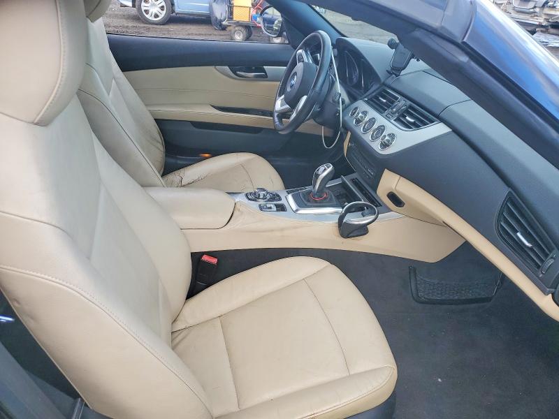 Photo 10 from auction – 2014 BMW Z4 SDRIVE2 with VIN WBALL5C54EJ105213