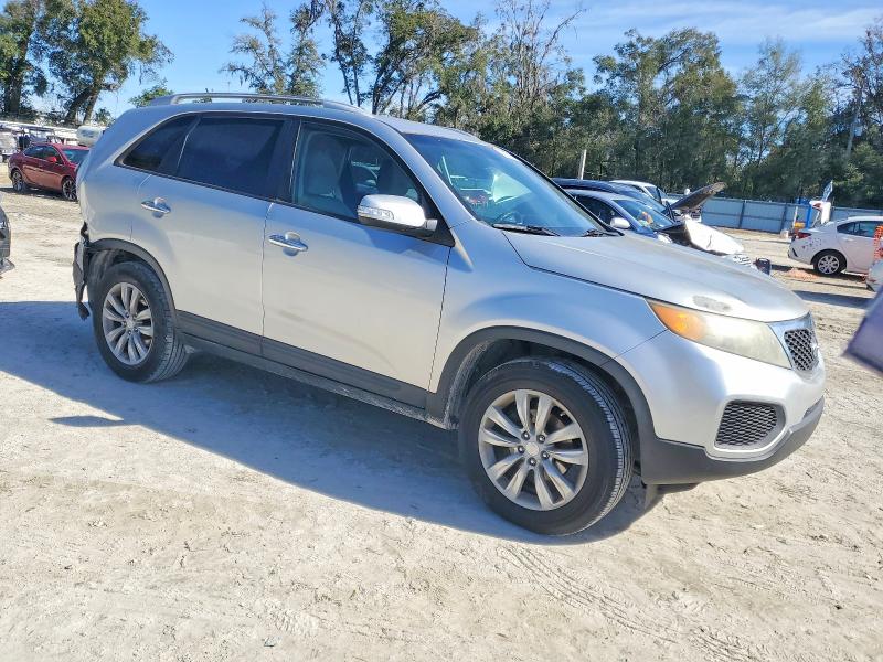 Photo 4 from auction – 2011 KIA SORENTO BA with VIN 5XYKT4A25BG048114