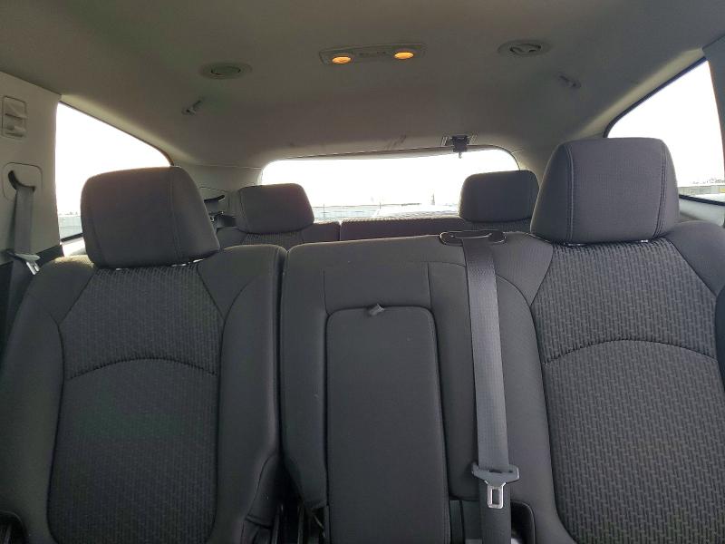 Photo 10 from auction – 2010 CHEVROLET TRAVERSE L with VIN 1GNLRFED0AJ219206