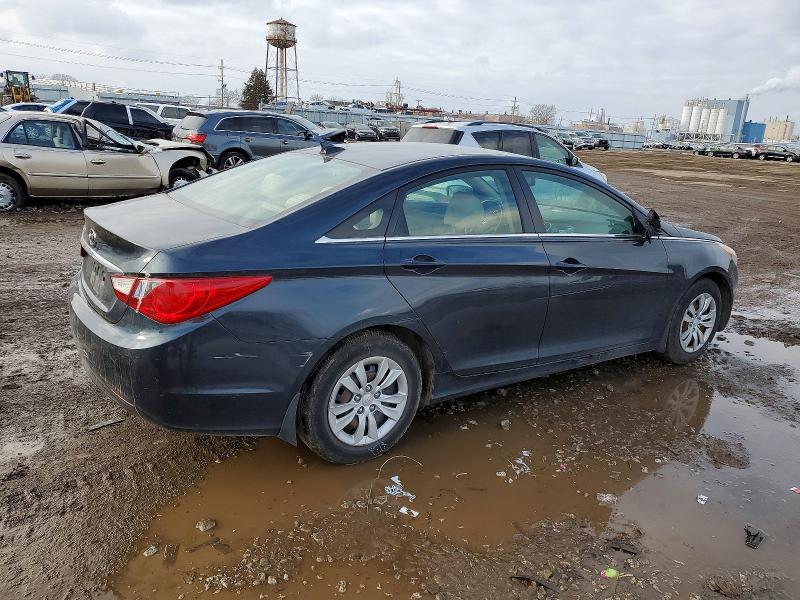 Photo 3 from auction – 2013 HYUNDAI SONATA GLS with VIN 5NPEB4AC2DH586838