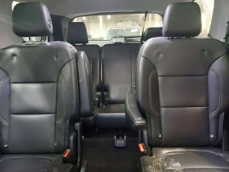 Photo 10 from auction – 2018 CHEVROLET TRAVERSE with VIN 1GNERKKW1JJ196140