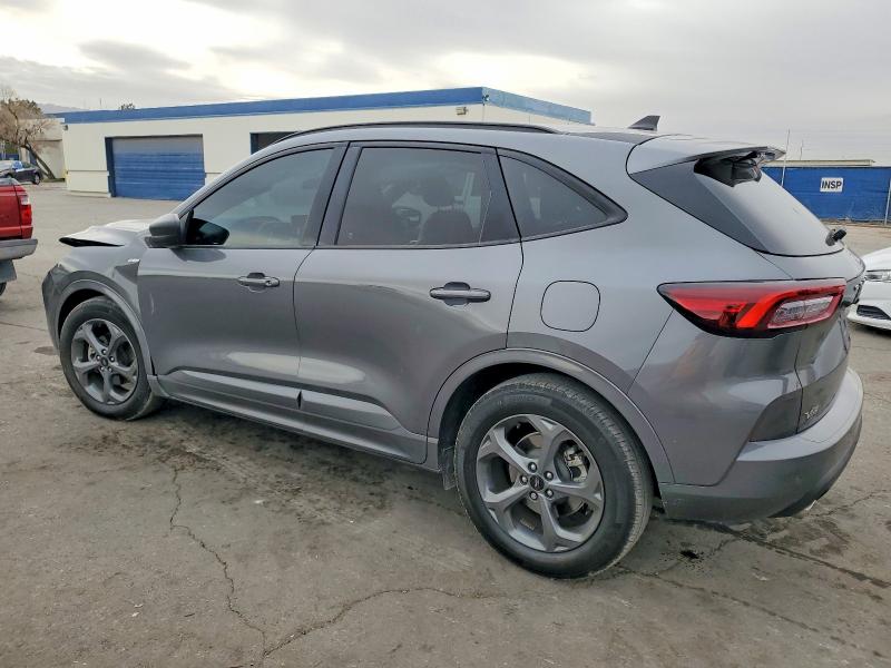 Фото 2 с аукциона – 2023 FORD ESCAPE с VIN 1FMCU0MN5PUB16431