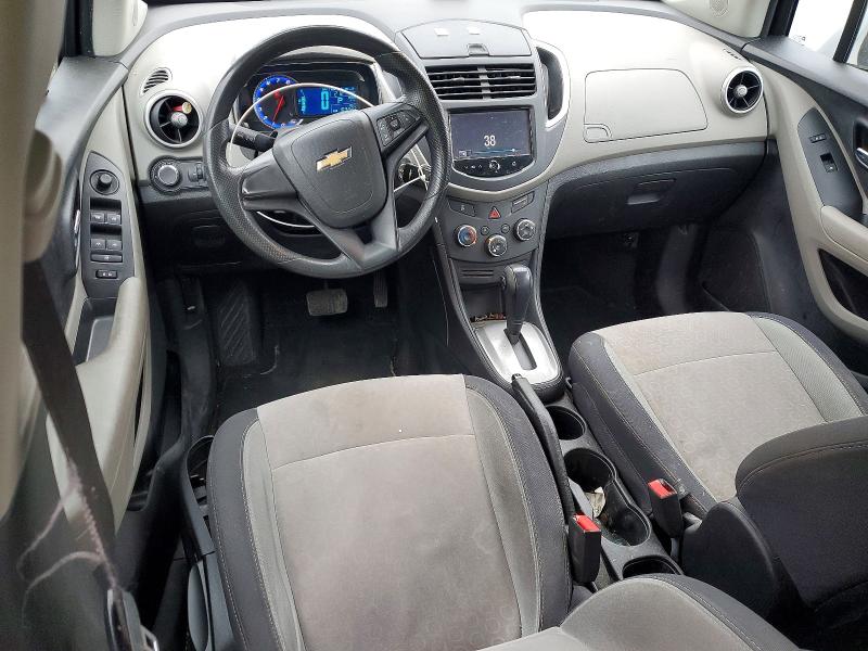 Photo 8 from auction – 2015 CHEVROLET TRAX LS with VIN 3GNCJKSB0FL244884