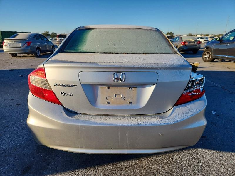 Photo 6 from auction – 2012 HONDA CIVIC with VIN 2HGFB2F55CH323478