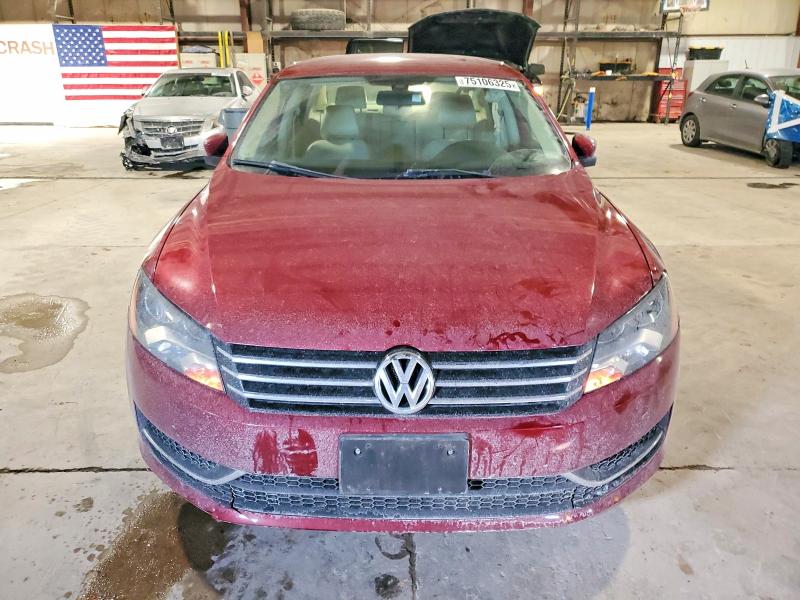Photo 5 from auction – 2015 VOLKSWAGEN PASSAT S with VIN 1VWAT7A30FC011775