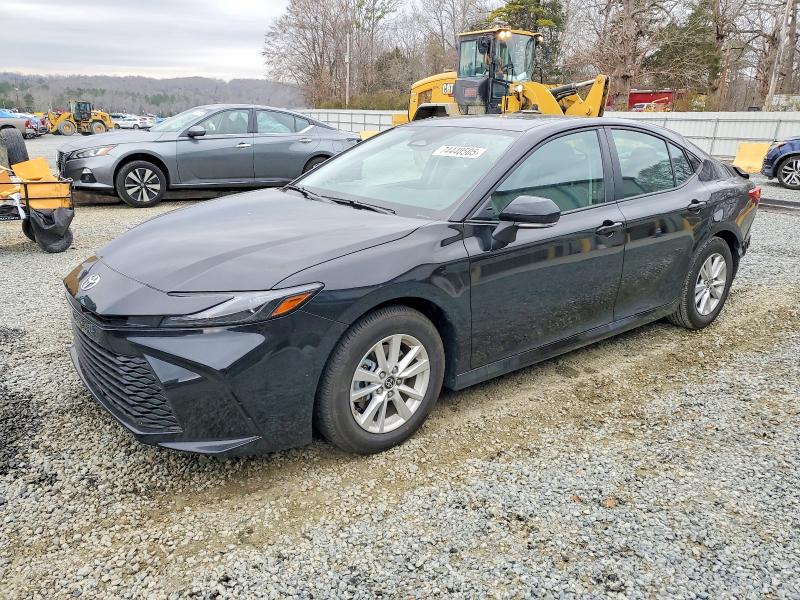 TOYOTA CAMRY 2025 with VIN 4T1DAACK6SU609392 - Photo from auction