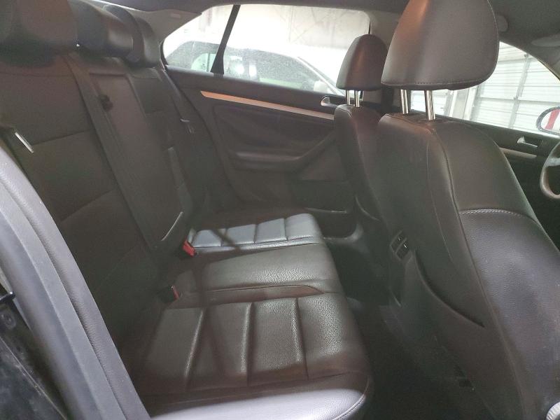 Photo 10 from auction – 2006 VOLKSWAGEN JETTA TDI with VIN 3VWRT71K16M024849