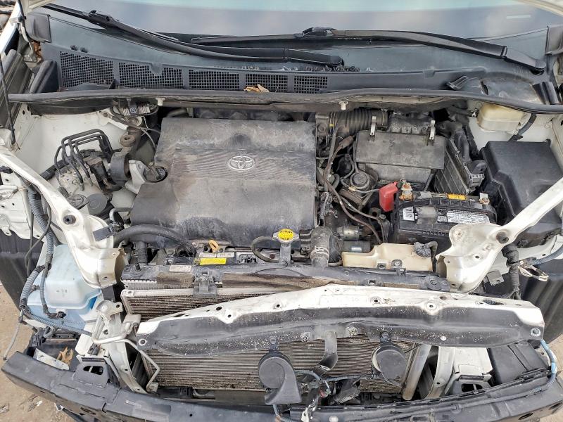 Photo 12 from auction – 2015 TOYOTA SIENNA XLE with VIN 5TDYK3DC9FS661843