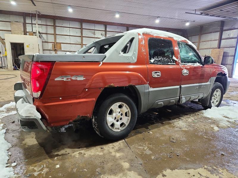 Photo 3 from auction – 2002 CHEVROLET AVALANCHE with VIN 3GNEK13T22G278562