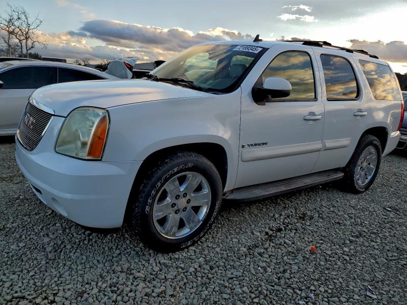 GMC YUKON 2007 with VIN 1GKFC13J57J278283 - Photo from auction