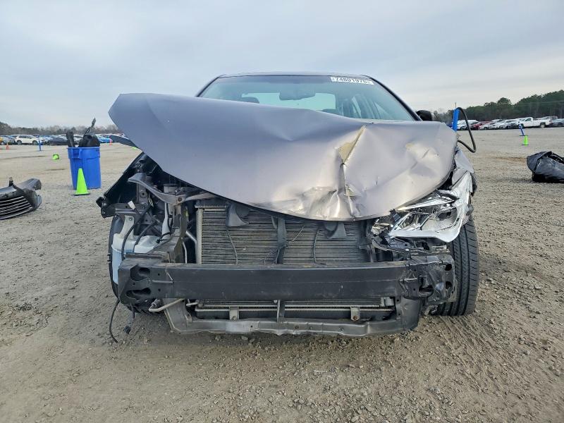 Photo 5 from auction – 2017 TOYOTA CAMRY with VIN 4T1BK1FK2HU579459