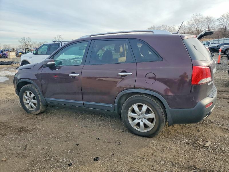 Photo 2 from auction – 2013 KIA SORENTO with VIN 5XYKT3A69DG389354