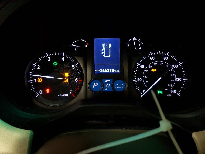 Photo 9 from auction – 2010 LEXUS GX 460 with VIN JTJBM7FXXA5014743