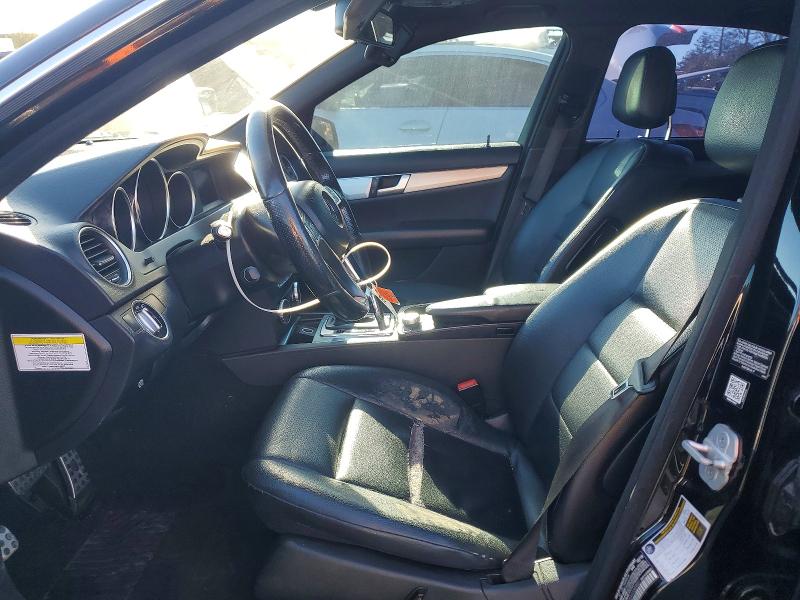 Photo 7 from auction – 2014 MERCEDES-BENZ C with VIN WDDGF4HB9EA933090