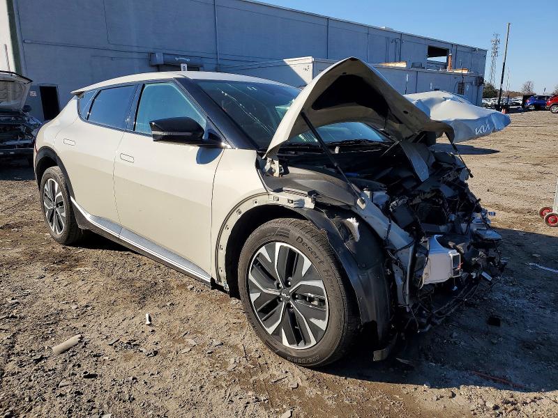 Photo 4 from auction – 2024 KIA EV6 LIGHT with VIN KNDC34LA2R5214276