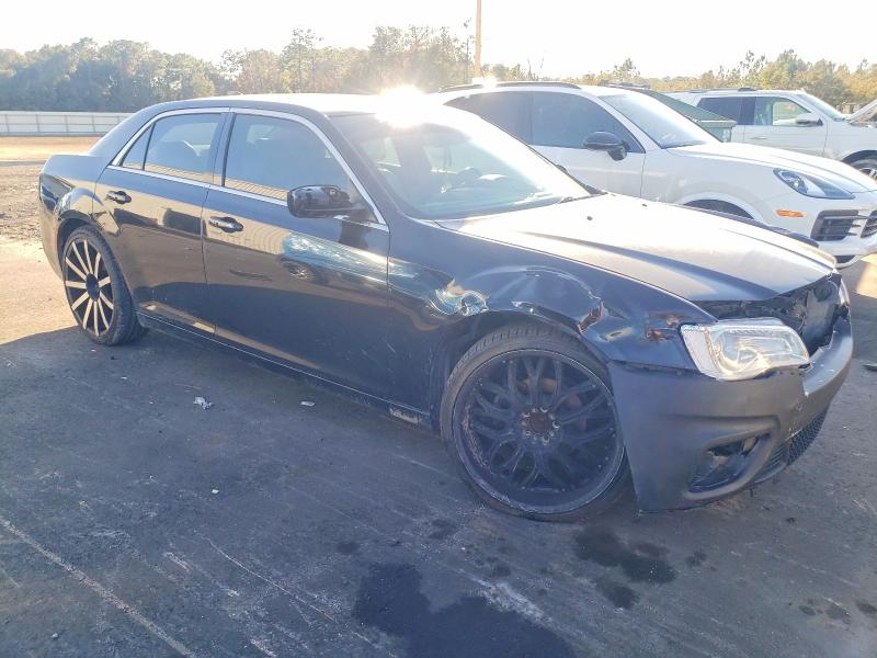 Photo 4 from auction – 2015 CHRYSLER 300 LIMITE with VIN 2C3CCAAG4FH853547