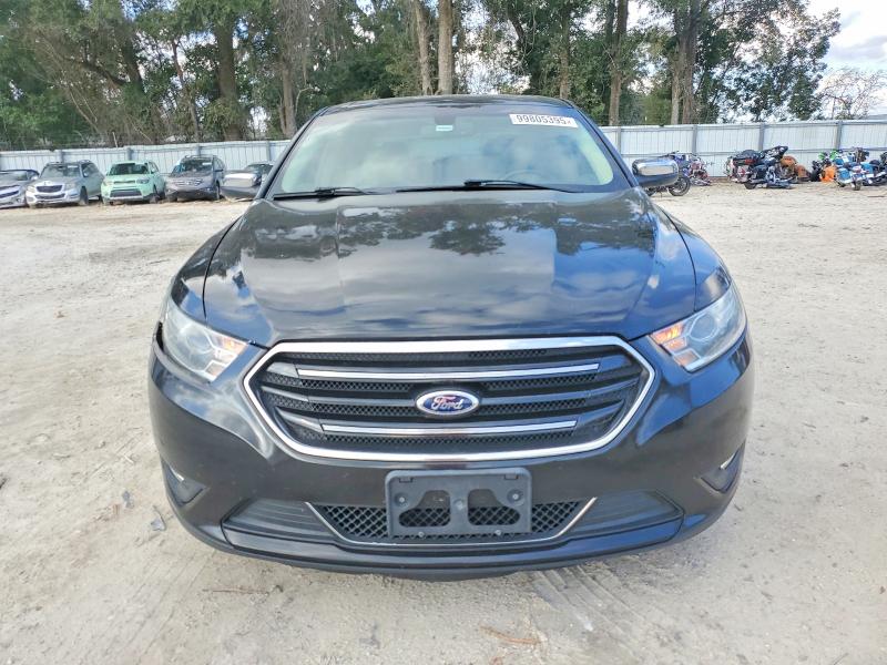 Photo 5 from auction – 2013 FORD TAURUS LIM with VIN 1FAHP2F82DG121820