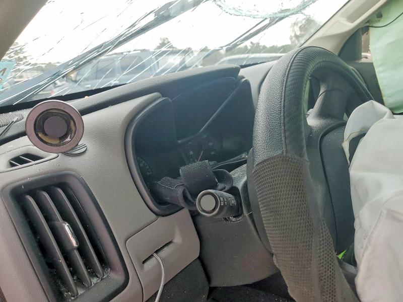 Photo 9 from auction – 2019 CHEVROLET COLORADO with VIN 1GCHSBEA3K1251747