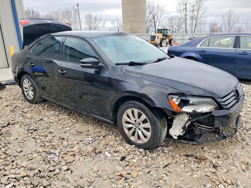 Photo 4 from auction – 2013 VOLKSWAGEN PASSAT S with VIN 1VWAP7A39DC119863