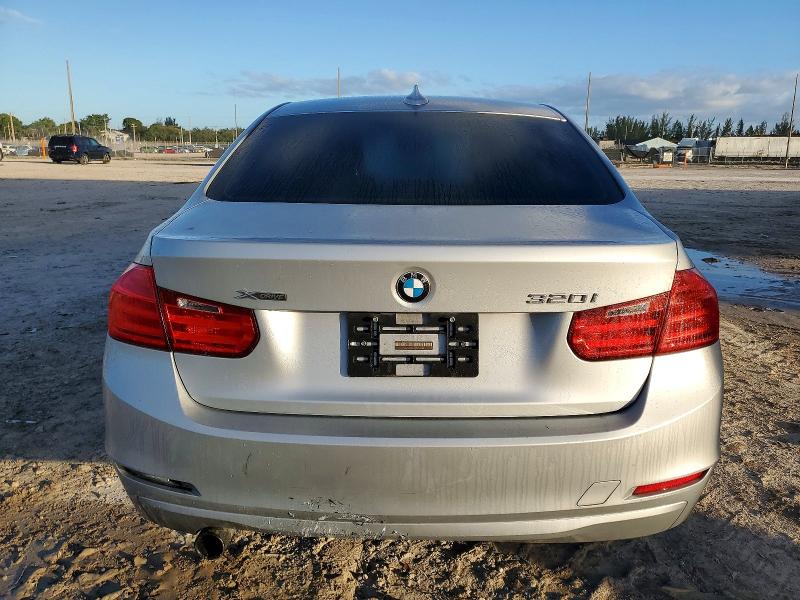 Photo 6 from auction – 2015 BMW 320 I XDRI with VIN WBA3C3G50FNT51118