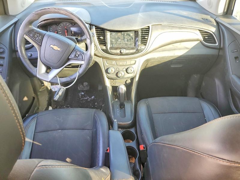 Фото 8 с аукциона – 2018 CHEVROLET TRAX 1LT с VIN 3GNCJLSB2JL269977