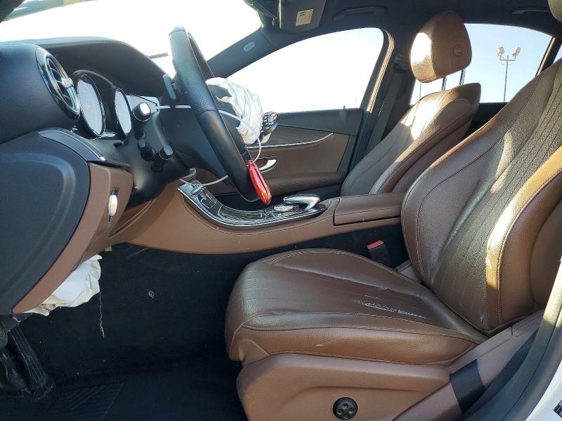 Photo 7 from auction – 2017 MERCEDES-BENZ E with VIN WDDZF4JB8HA042702