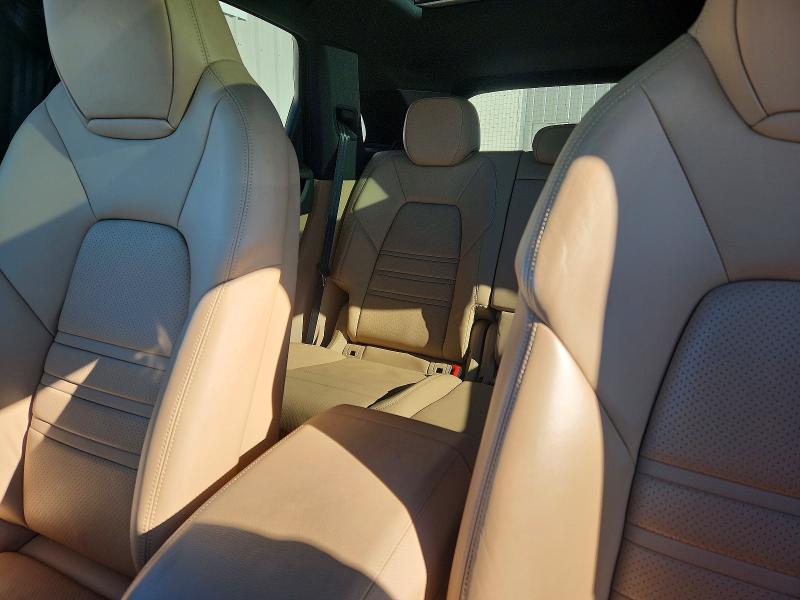 Фото 10 с аукциона – 2020 PORSCHE CAYENNE с VIN WP1AA2AY7LDA05662