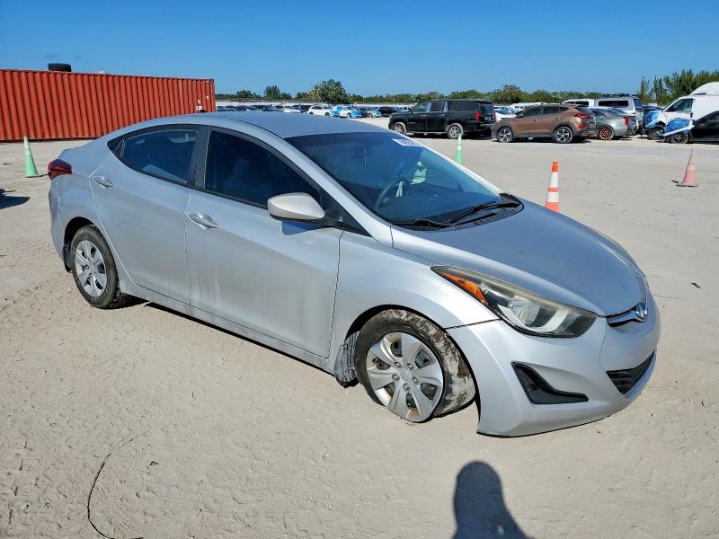 Photo 4 from auction – 2016 HYUNDAI ELANTRA with VIN 5NPDH4AE4GH734066
