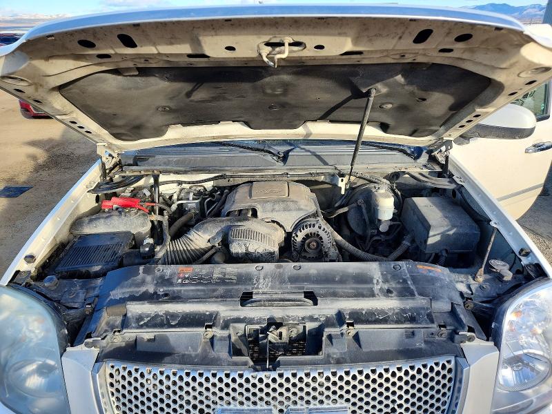 Photo 12 from auction – 2011 GMC YUKON DENA with VIN 1GKS2EEF4BR253855