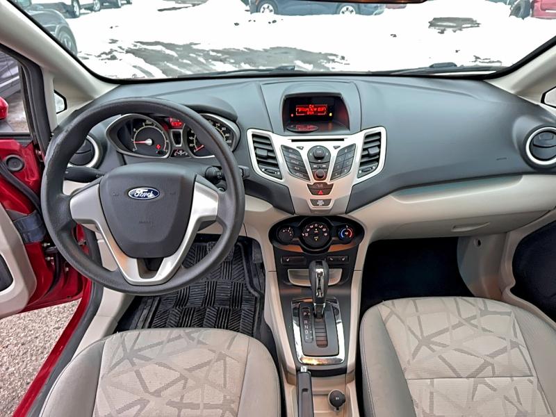 Zdjęcie 9 z aukcji – 2011 FORD FIESTA SE z VIN 3FADP4EJ0BM102863