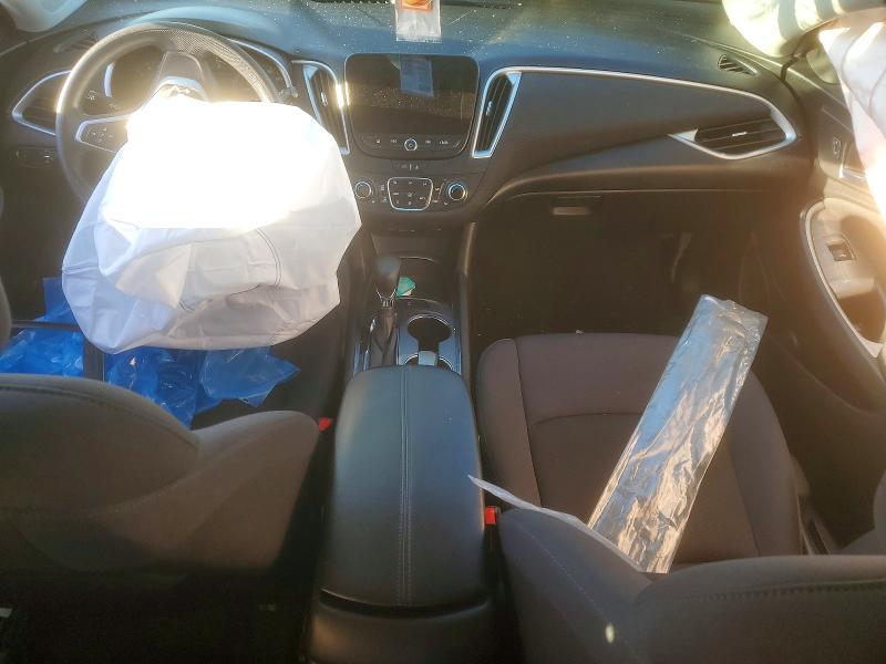 Photo 8 from auction – 2022 CHEVROLET MALIBU with VIN 1G1ZD5ST1NF158408