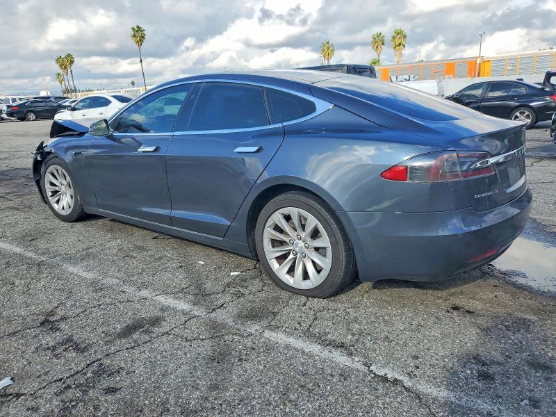 Photo 2 from auction – 2017 TESLA MODEL S with VIN 5YJSA1E13HF178267