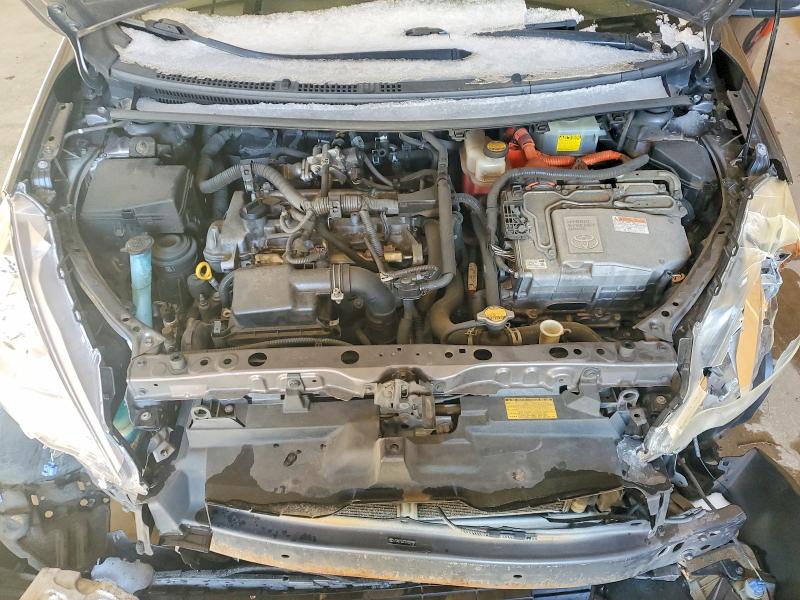 Photo 11 from auction – 2012 TOYOTA PRIUS C with VIN JTDKDTB37C1521981