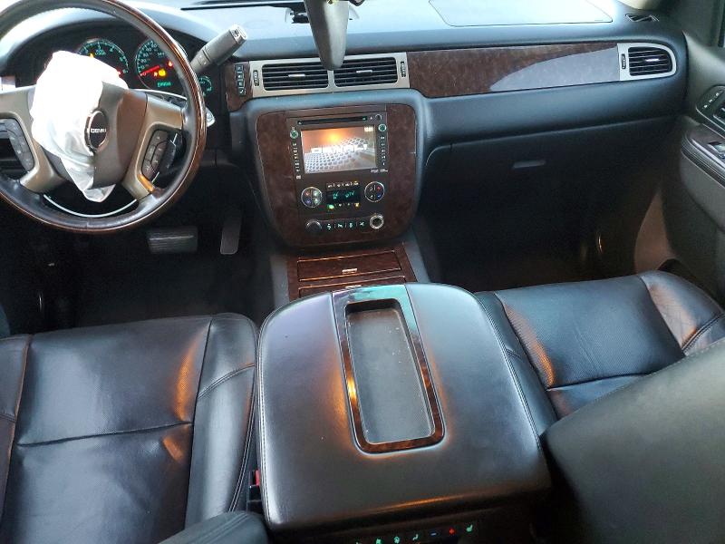 Photo 8 from auction – 2012 GMC YUKON DENA with VIN 1GKS2EEF6CR300479