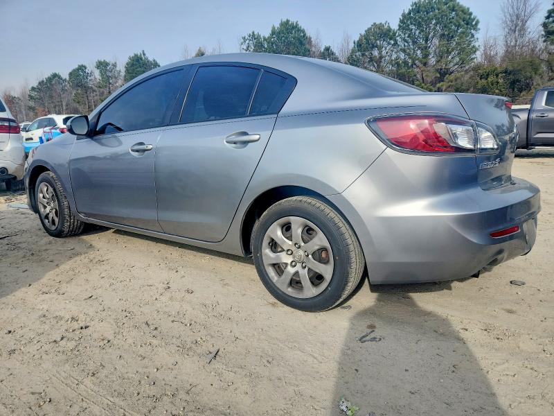 Photo 2 from auction – 2013 MAZDA 3 I with VIN JM1BL1U71D1834128