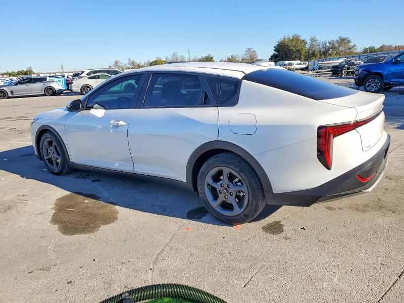 Photo 2 from auction – 2025 KIA K4 LX with VIN 3KPFT4DE5SE154860