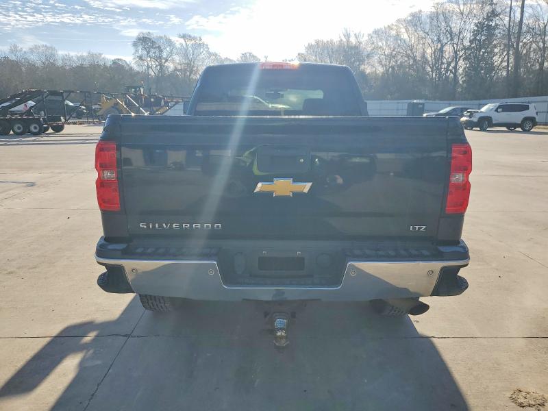 Photo 6 from auction – 2018 CHEVROLET SILVERADO with VIN 1GC1KWEG7JF214523