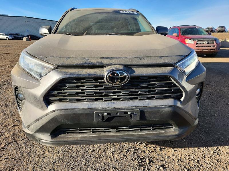 Photo 5 from auction – 2021 TOYOTA RAV4 XLE with VIN 2T3R1RFVXMC187195