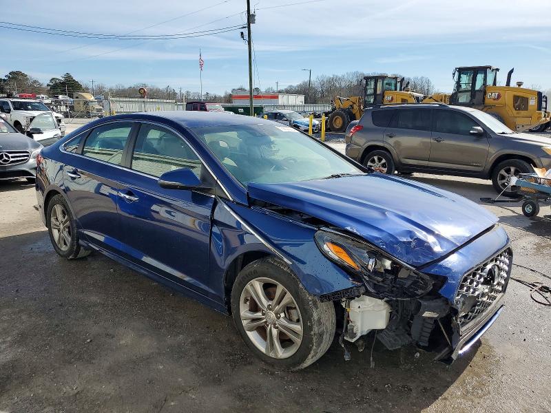 Photo 4 from auction – 2019 HYUNDAI SONATA LIM with VIN 5NPE34AF2KH774294