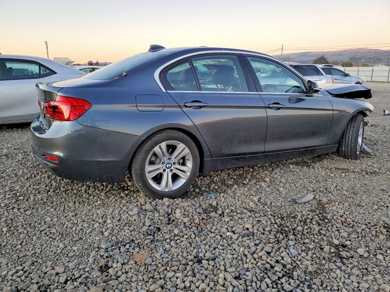 Photo 3 from auction – 2017 BMW 330 with VIN WBA8B9G55HNU09741