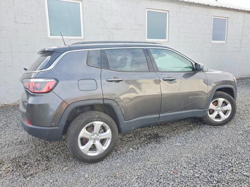 Photo 3 from auction – 2019 JEEP COMPASS LA with VIN 3C4NJDBB2KT735741