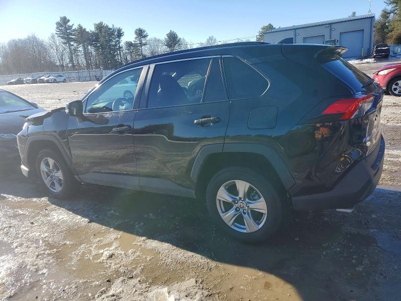 Photo 2 from auction – 2023 TOYOTA RAV4 with VIN 2T3W1RFV9PW286662