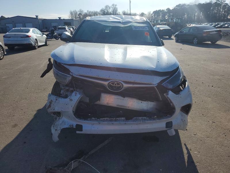 Photo 5 from auction – 2022 TOYOTA HIGHLANDER with VIN 5TDCZRAH9NS547963