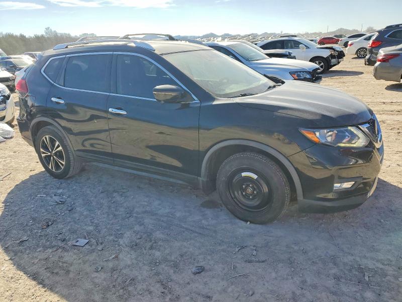 Photo 4 from auction – 2019 NISSAN ROGUE with VIN JN8AT2MT6KW264405