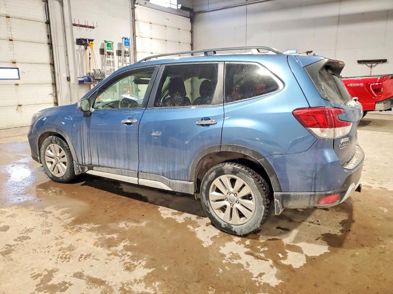 Photo 2 from auction – 2019 SUBARU FORESTER T with VIN JF2SKEWC3KH452399