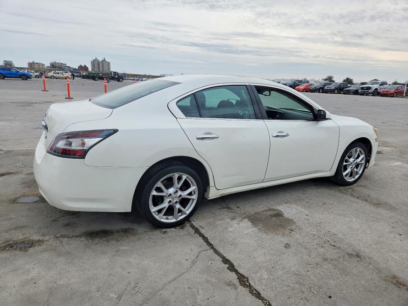 Photo 3 from auction – 2014 NISSAN MAXIMA S with VIN 1N4AA5AP1EC465506